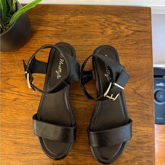 Amazon | Black Platform Wedge Sandals - Picture 3 of 4